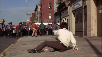 Dog Day Afternoon - Still 9